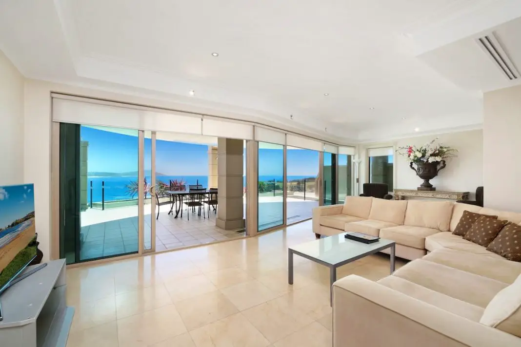 10 Incredible Airbnb Terrigal Holiday Rentals Australia! ☀️😎 28 airbnb terrigal star of the sea unit 8